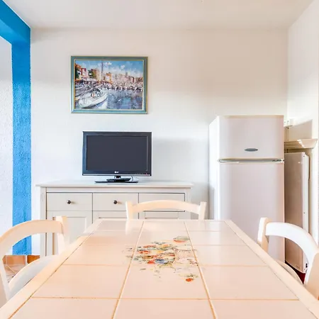 La Maison Des Sarrazins Appartement *